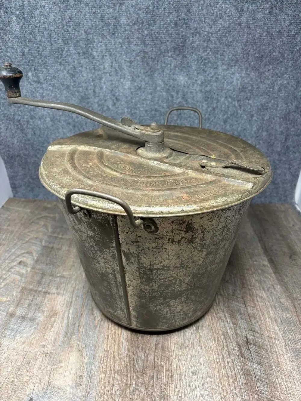 Antique Universal No. 4 Bread Maker Landers Frary & Clark Dough Mixer complete